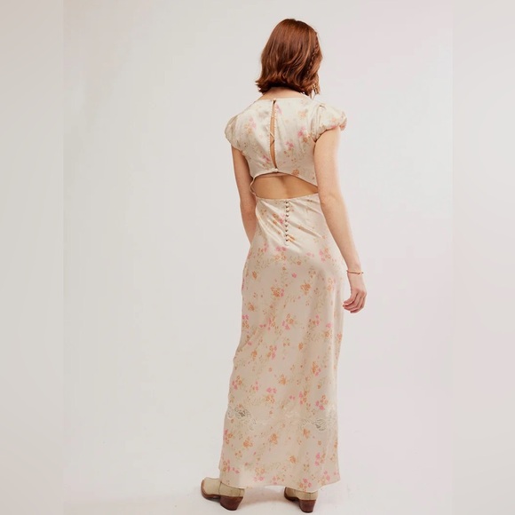 NWOT FREE PEOPLE - BUTTERFLY BABE MAXI DRESS IN CREAM COMBO - Picture 3 of 5